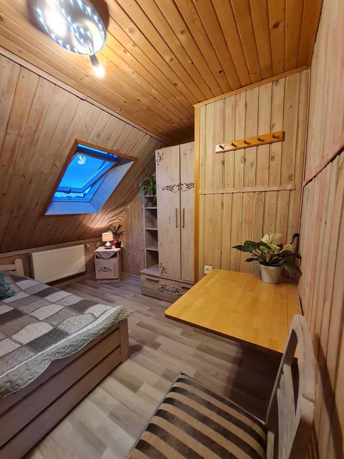 Koliba Nad Bialka Czarna Gora Bed & Breakfast ภายนอก รูปภาพ