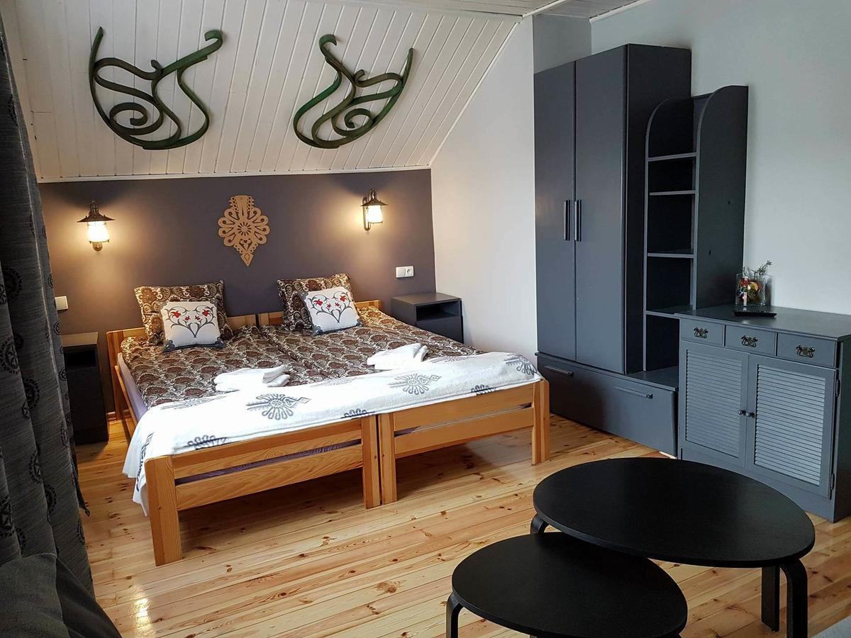 Koliba Nad Bialka Czarna Gora Bed & Breakfast ภายนอก รูปภาพ